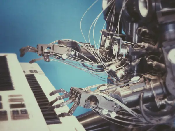 Elimina perfectamente las voces de las canciones con inteligencia artificial (IA)