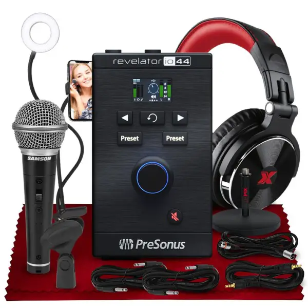 PreSonus Revelator io44 y micrófono dinámico anunciados